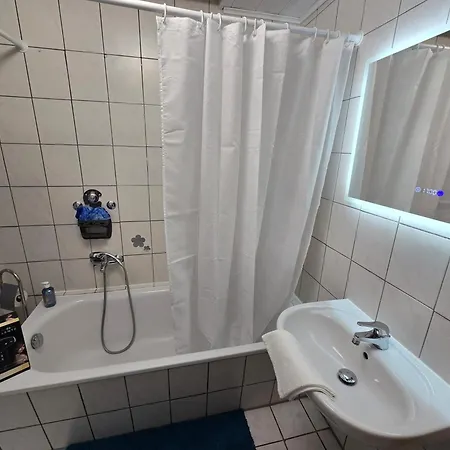 Ferienwohnung In Krefeld, In City * Krefeld